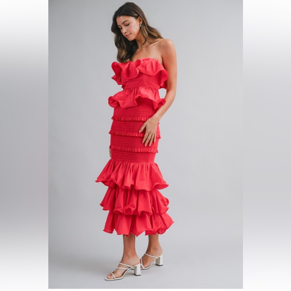 Red Ruffle Strapless Skirt Set - Picture 7 of 11